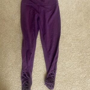 Reebok deep purple Leggings with crisscross ankle detail size XS